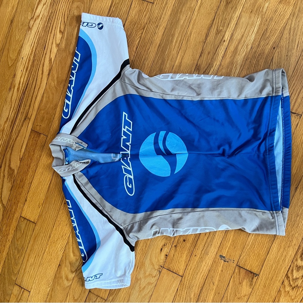 Giant Blue and Gray Cycling Jersey